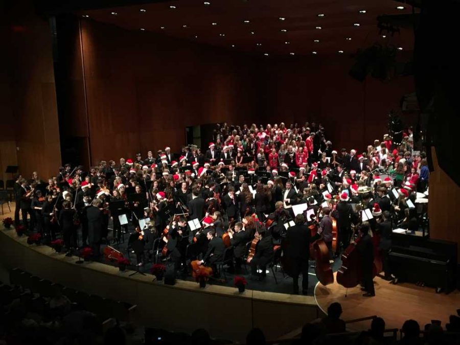 The 2016 Winter Collage Concert was a unique and pleasant performance