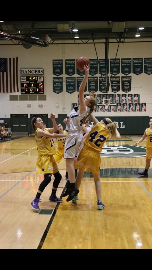 Girls JV basketball dominates against Greenville to win 28-16