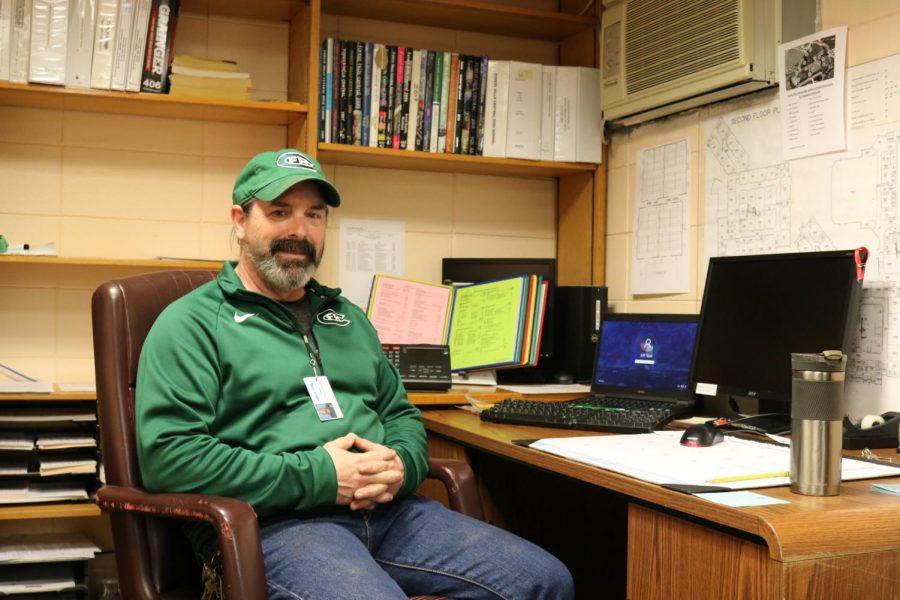 New head custodian Jeff Tolar embraces all that FHC and his new position have to offer