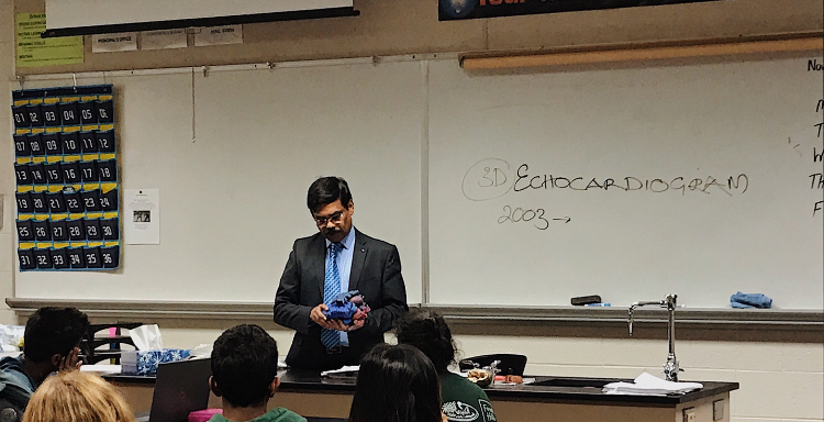 World-renowned pediatric cardiologist presents to HOSA students