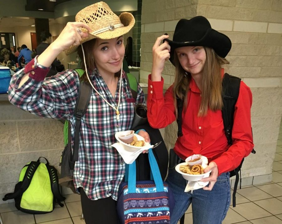 Prom Spirit Week 2019 - Day Two: Country vs. Country Club Day
