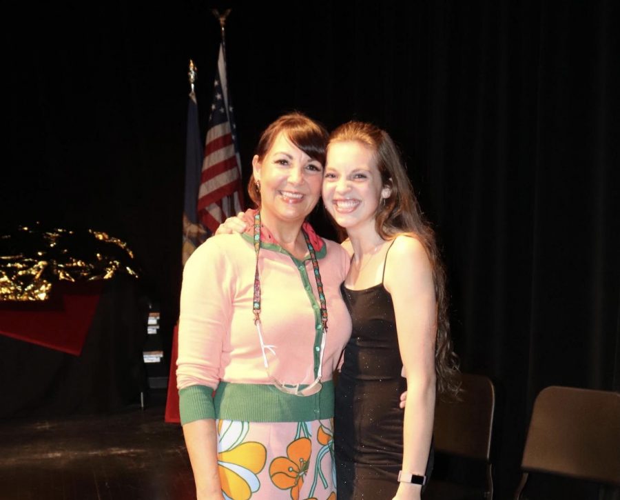 Robbin Demeester (left) with junior Abbey Calderwood (right) at the FHC 2021 Tony Awards.