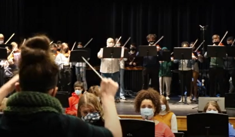 Full orchestra brings the music programs of FHC together