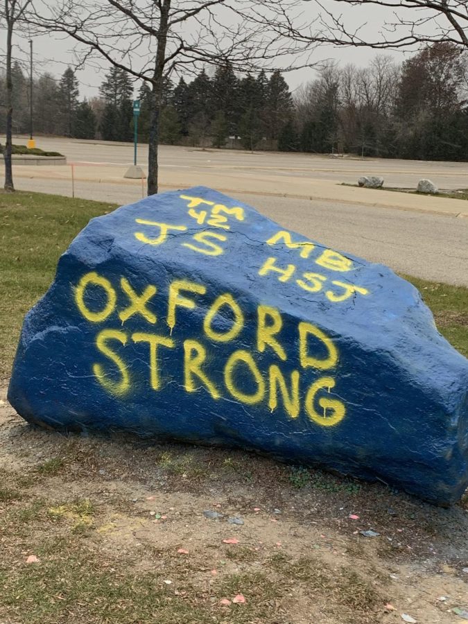 The spirit rock outside FHC, featuring Oxford High School's school colors.
