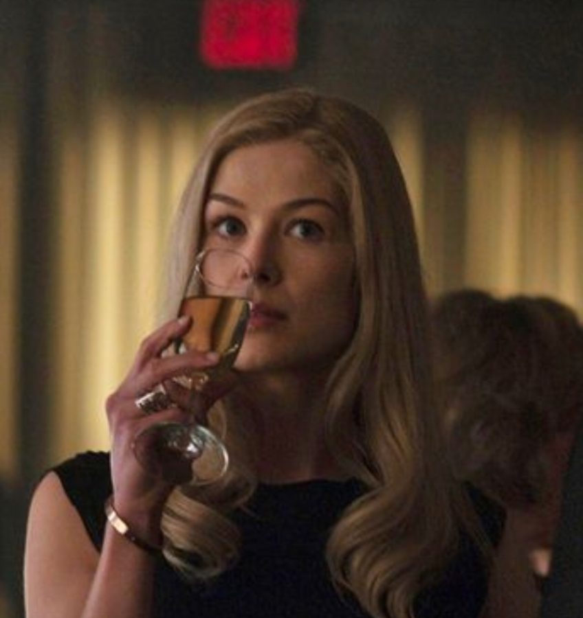 A photo of female protagonist, Amy Elliot-Dunne, in the movie Gone Girl.