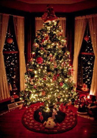 My Christmas tree is decorated similarly to this, just somewhat less organized