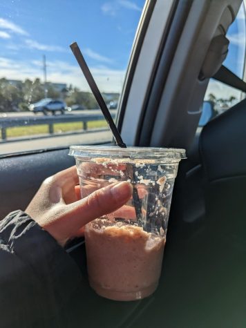 This is the strawberry-banana smoothie I tried to drink out of the pictured paper straw