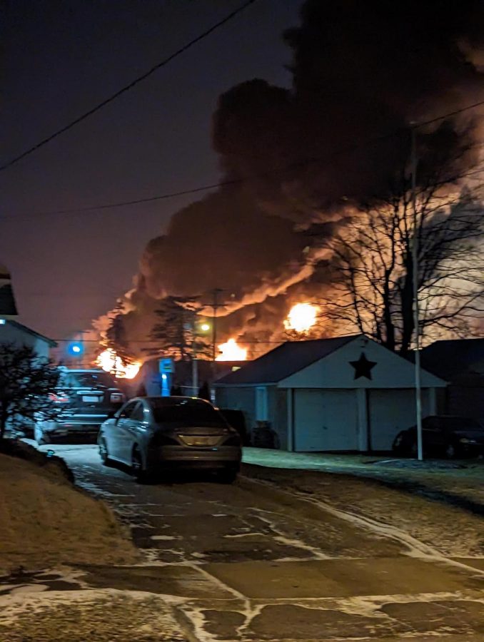 A photo taken by someone who lives in East Palestine, Ohio on the night of the incident 