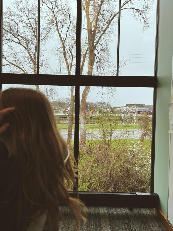 A+picture+of+the+rainy+view+outside+of+my+study+room+in+the+library.