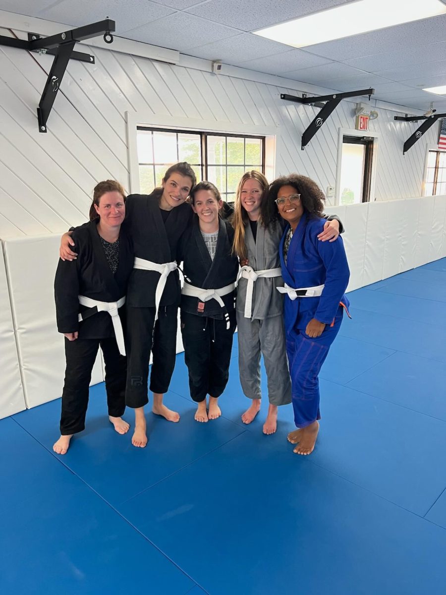 Kate and some of her friends at Unity jujitsu.