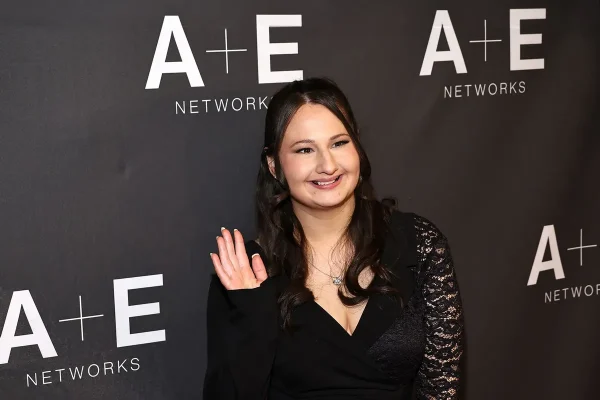 A photo of Gypsy Rose Blanchard amidst her press tour