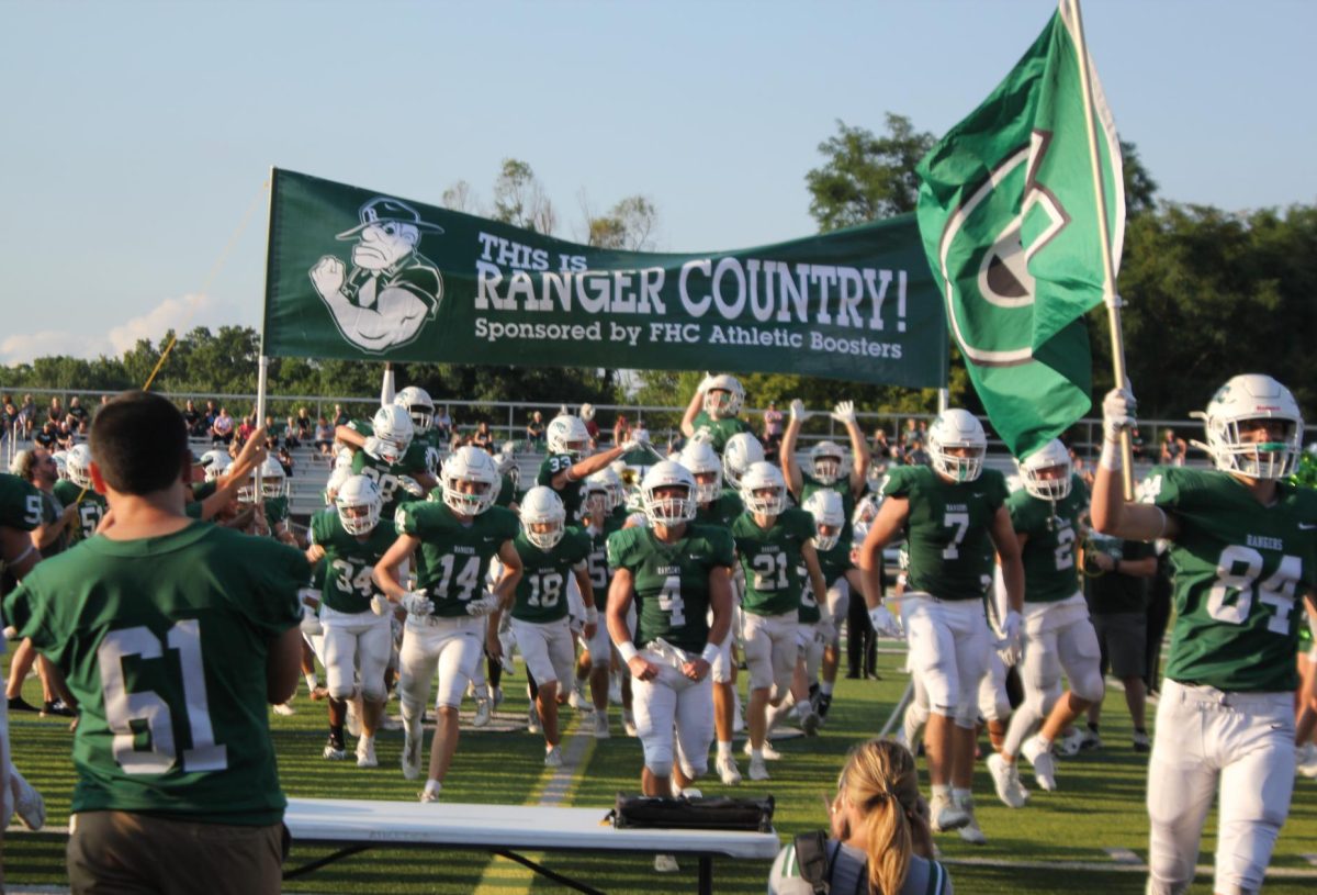 Photo Gallery: Varsity Football vs Reeths Puffer