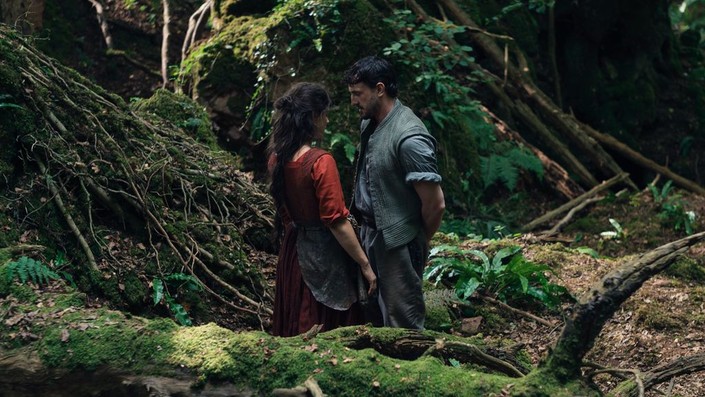 Jessie Buckley and Paul Mescal deliver tear-jerking performances in Hamnet.