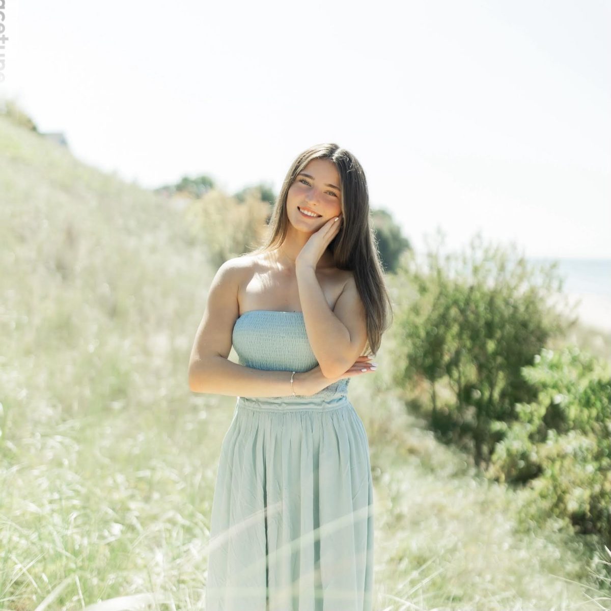 Adriana Abreu finds solitude on her daily walks, whether it be abroad or on her neighborhood trail.
